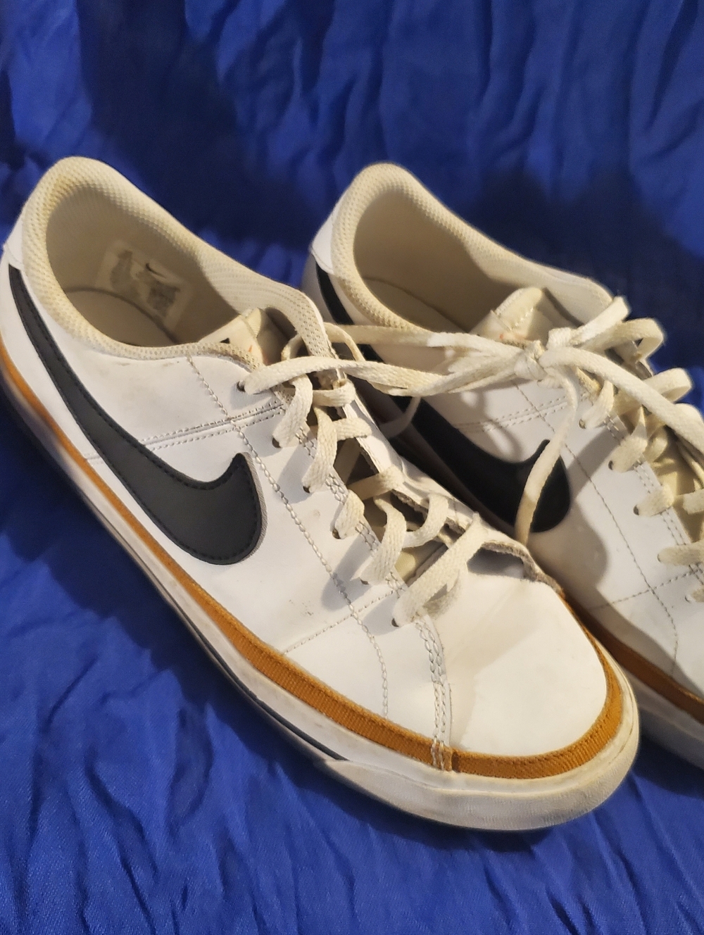 Nike Court Legacy White Desert Ochre Gum Light Brown Boys Size 7Y